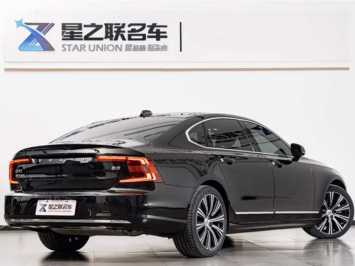 Фото 7 - Volvo S90