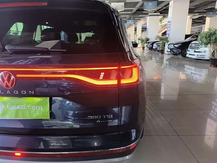 Фото 8 - Volkswagen Talagon