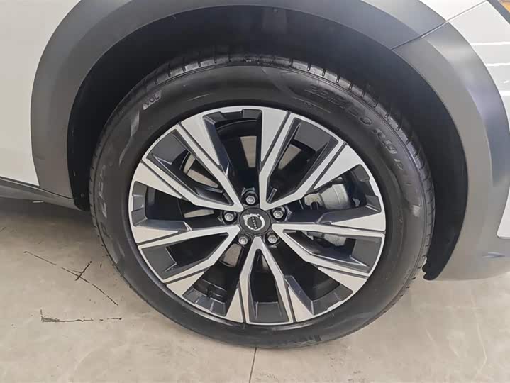 Фото 6 - Volvo V90