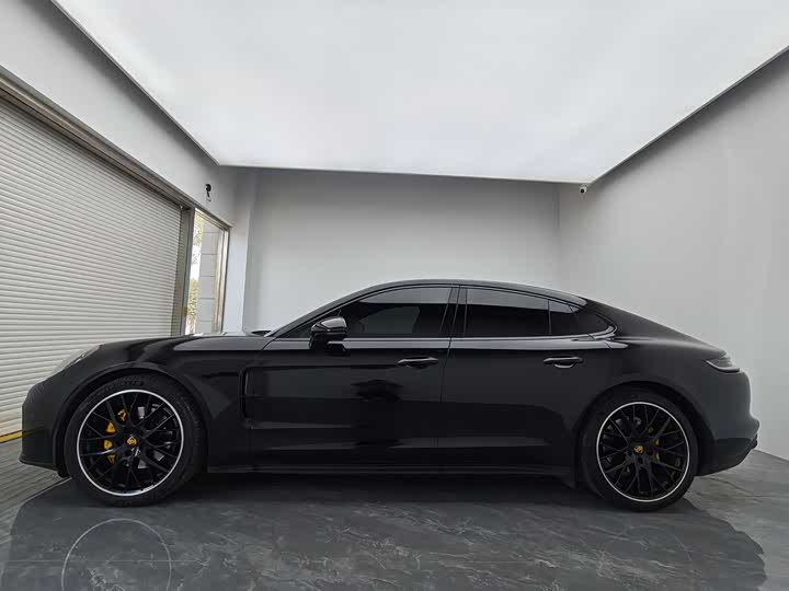 Фото 8 - Porsche Panamera