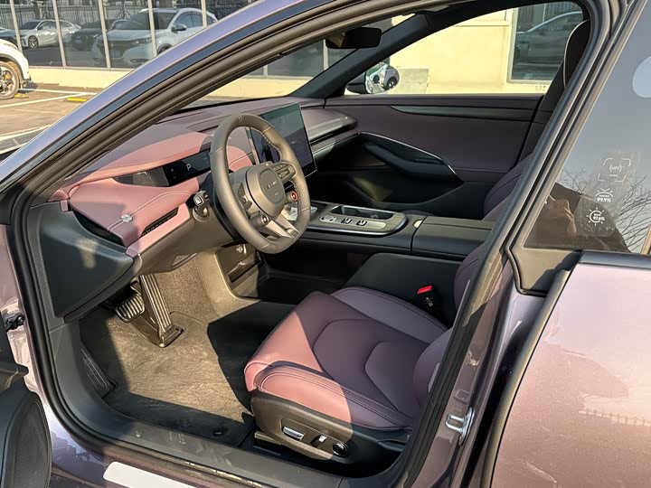 Фото 5 - Xiaomi SU7