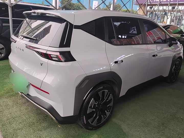 Фото 3 - GAC Aion Y