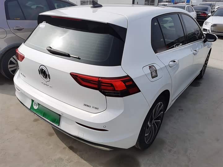 Фото 7 - Volkswagen Golf