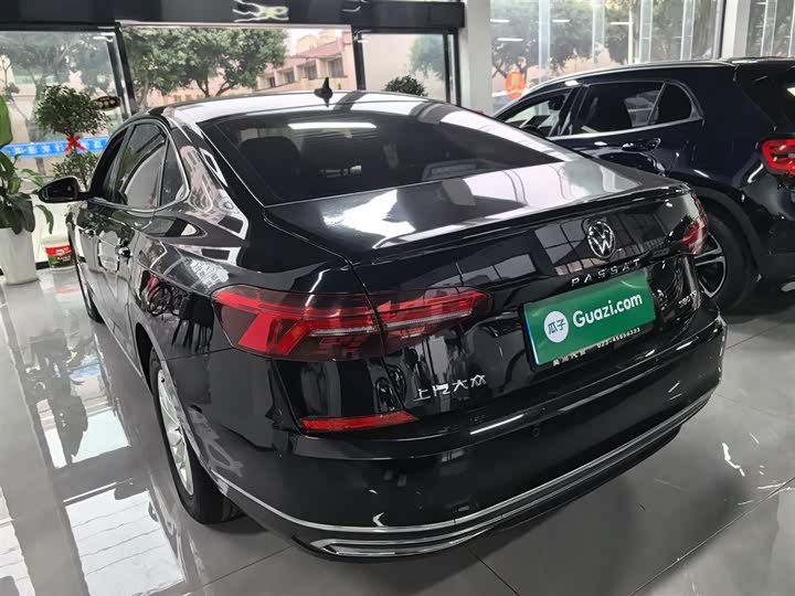 Фото 5 - Volkswagen Passat