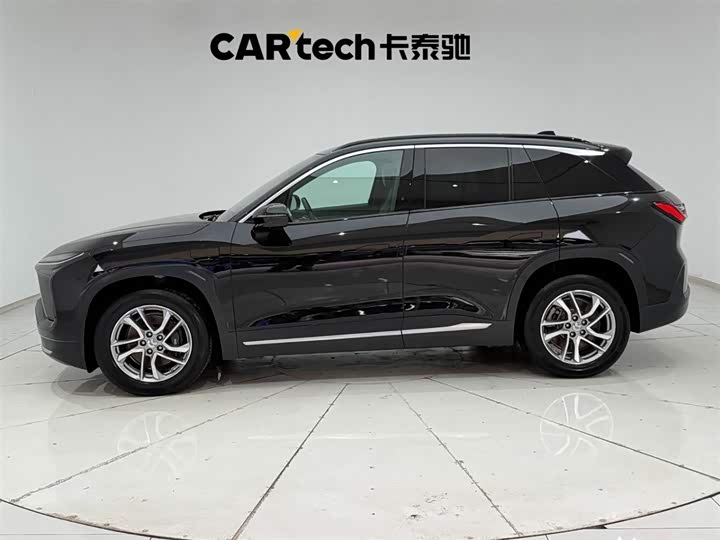 Фото 6 - Nio ES6