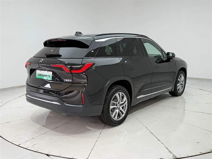 Фото 8 - Nio ES6