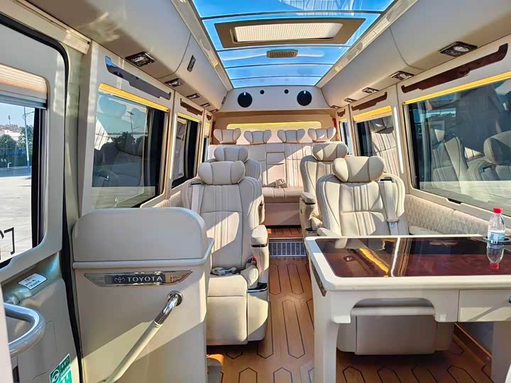 Фото 5 - Toyota Coaster