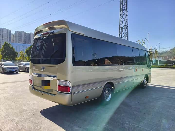 Фото 9 - Toyota Coaster