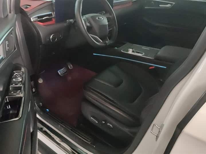 Фото 9 - Ford Edge