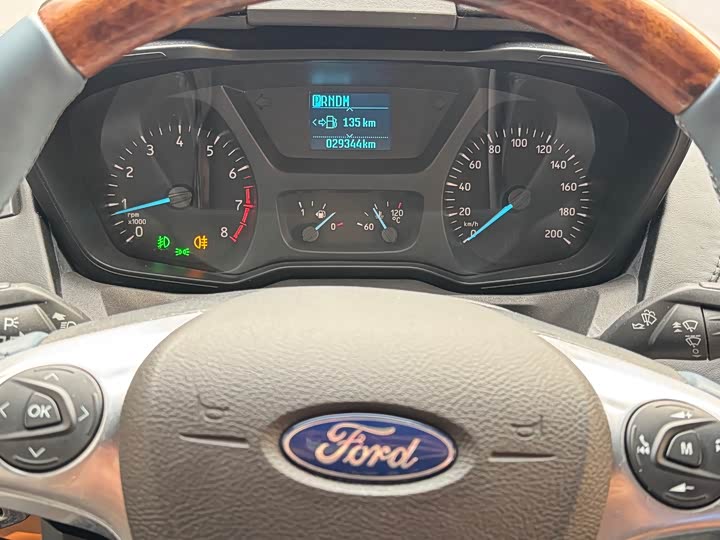 Фото 5 - Ford Tourneo