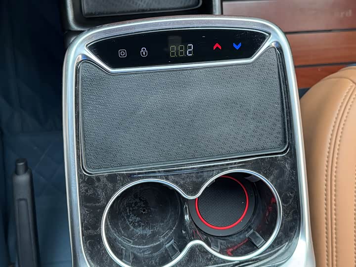 Фото 6 - Ford Tourneo