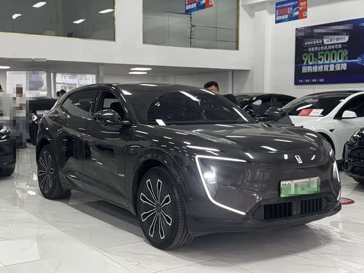 Фото 3 - Avatr 07