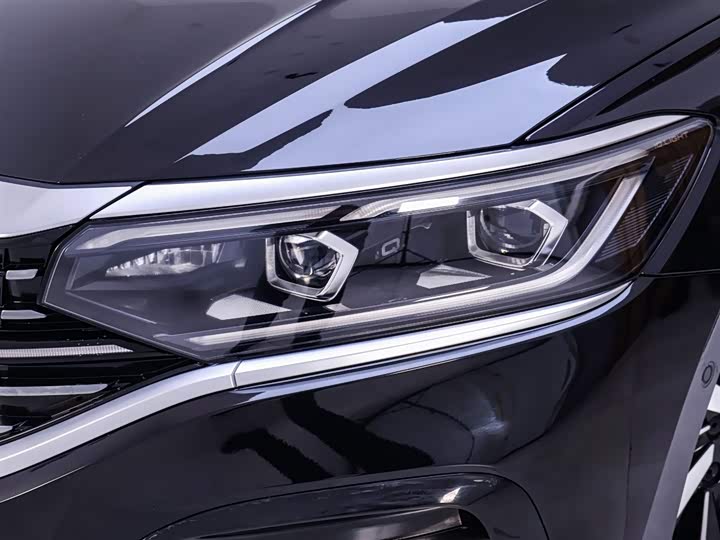 Фото 4 - Volkswagen Passat