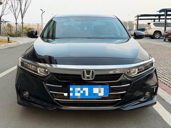 Фото 2 - Honda Accord
