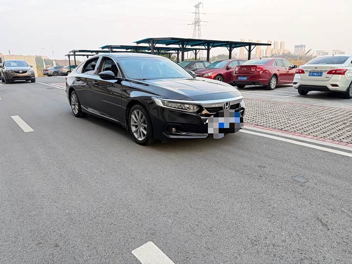 Фото 3 - Honda Accord