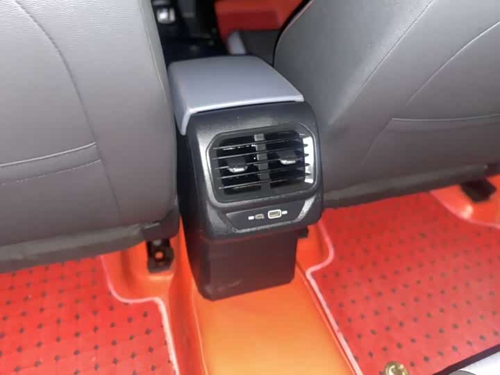 Фото 8 - Volkswagen Lamando L