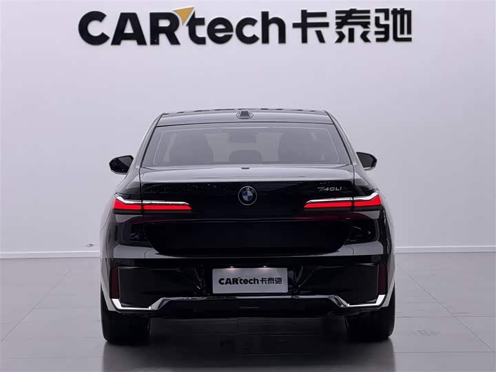 Фото 7 - BMW 7 Series