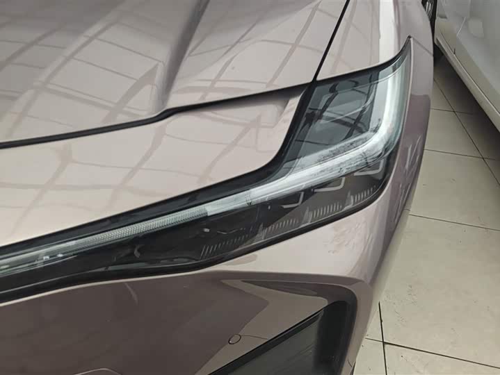 Фото 5 - Toyota bZ3