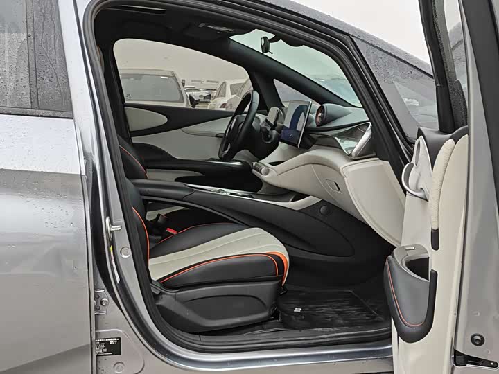 Фото 9 - BYD Dolphin