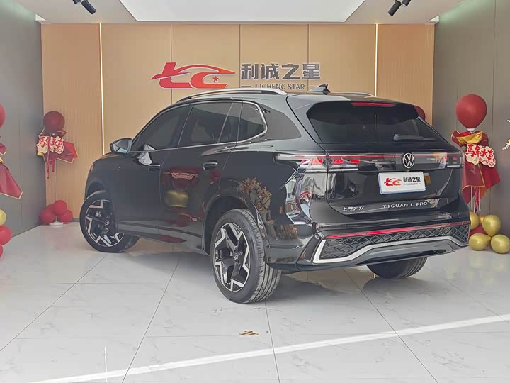 Фото 6 - Volkswagen Tiguan L Pro