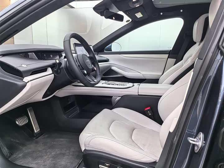 Фото 6 - Xiaomi SU7