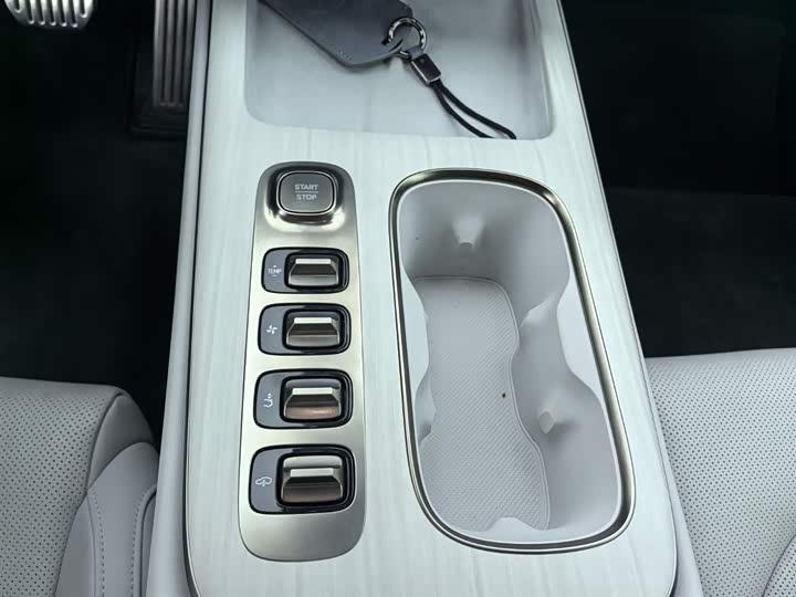 Фото 9 - Xiaomi SU7