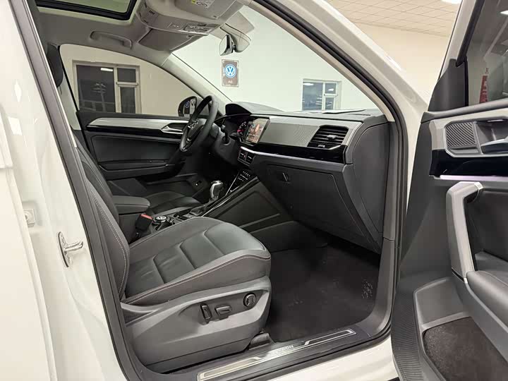 Фото 9 - Volkswagen Tayron