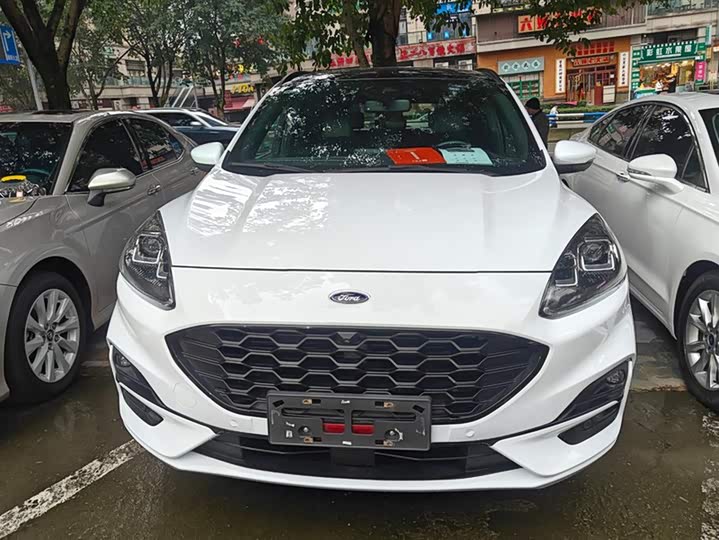 Фото 2 - Ford Escape