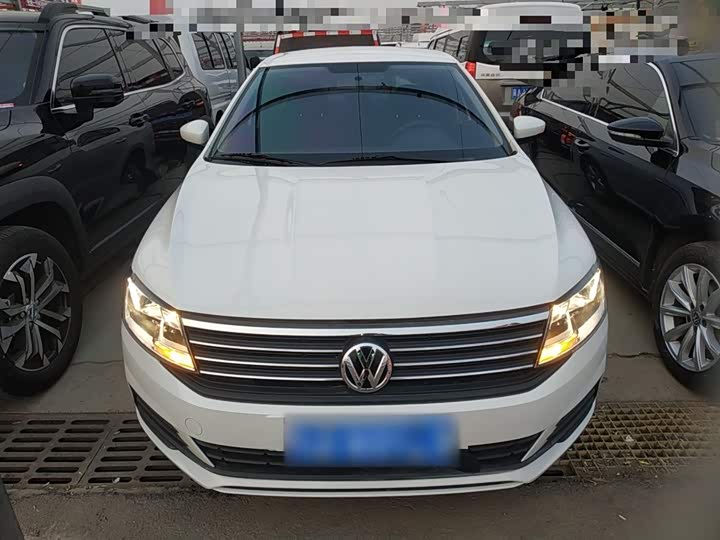 Фото 3 - Volkswagen Lavida