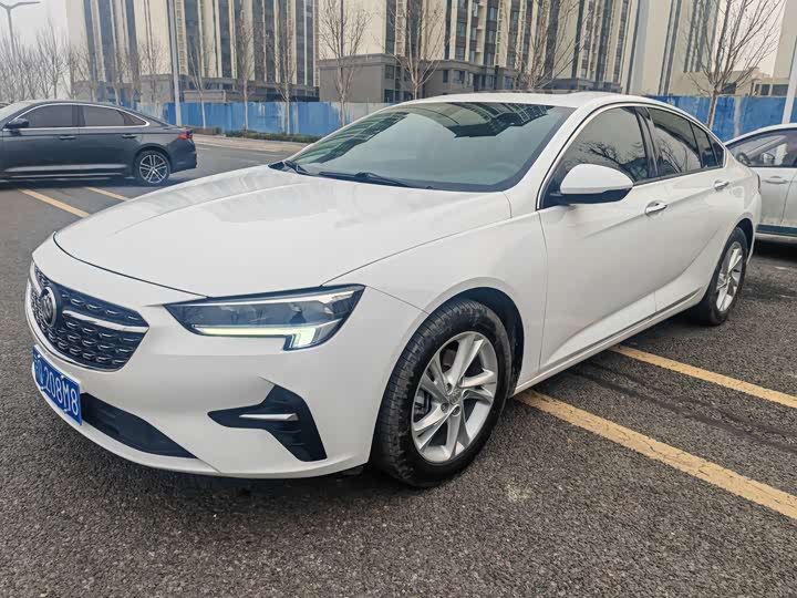 Фото 1 - Buick Regal