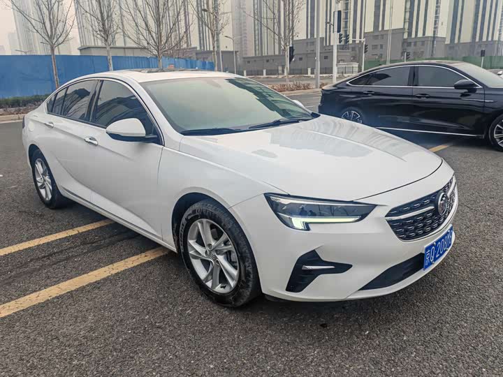 Фото 3 - Buick Regal