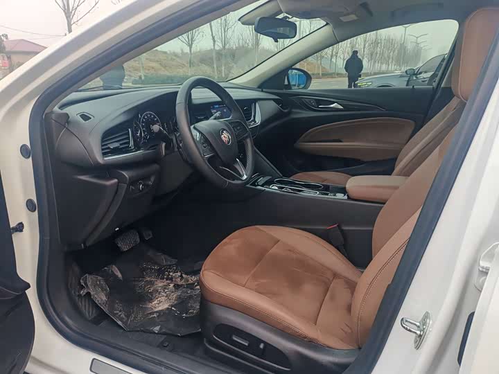 Фото 4 - Buick Regal