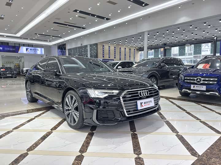 Фото 4 - Audi A6L