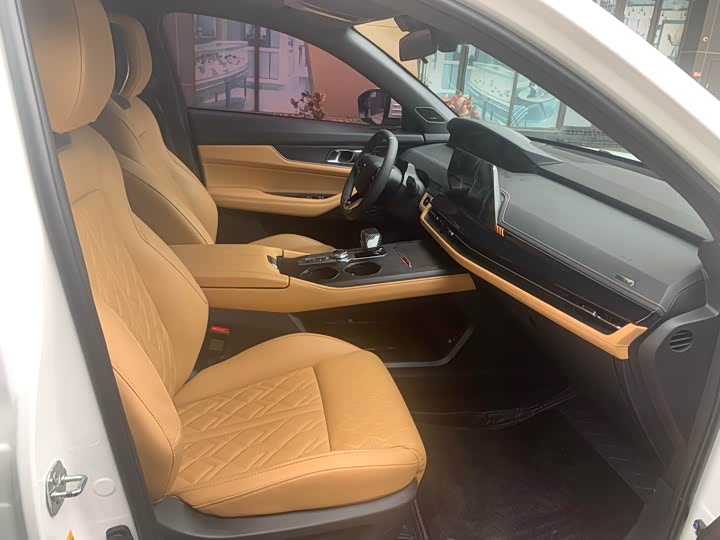 Фото 8 - Changan UNI-K