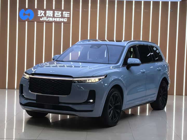 Фото 1 - LiXiang One