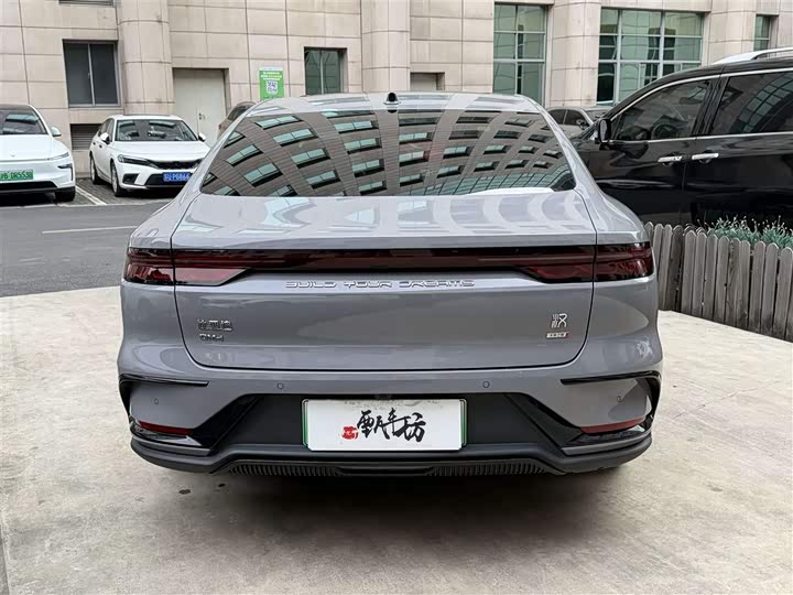 Фото 4 - BYD Han