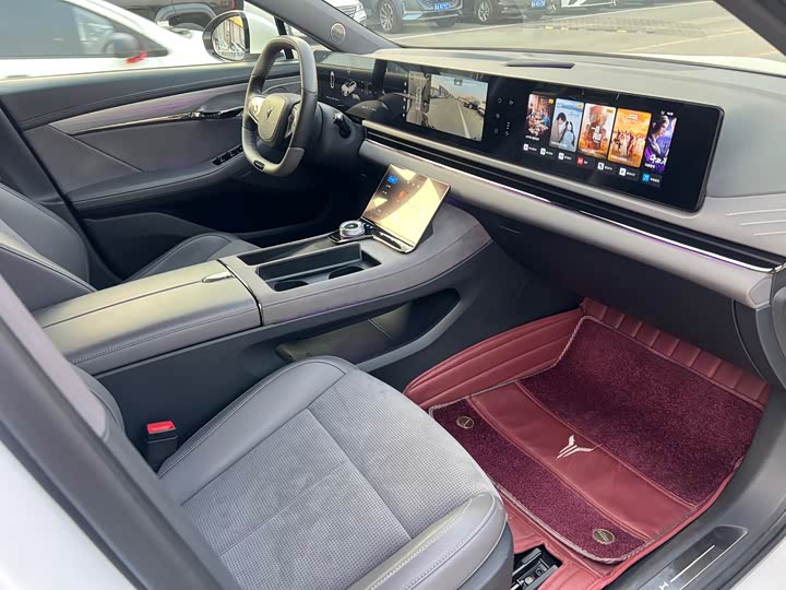 Фото 9 - Voyah Passion