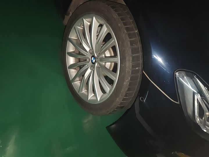 Фото 6 - BMW 5 Series