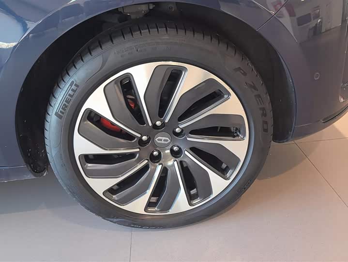 Фото 6 - Aito M5