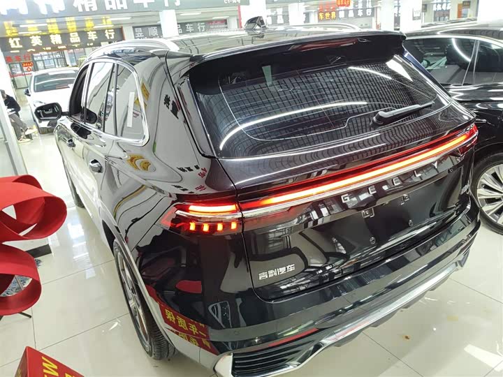 Фото 5 - Geely Monjaro