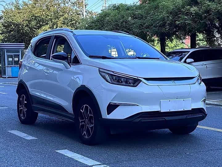 Фото 3 - BYD Yuan Pro