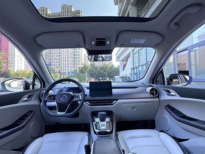 Фото 4 - BYD Yuan Pro