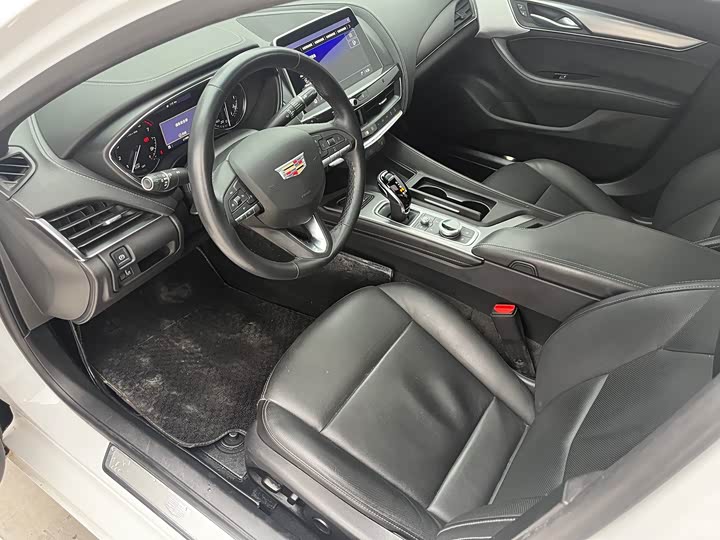 Фото 9 - Cadillac CT5