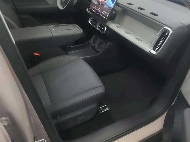 Фото 8 - Leapmotor B10