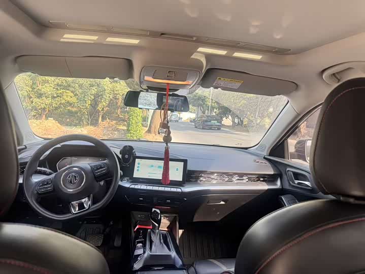 Фото 9 - MG Motor 5