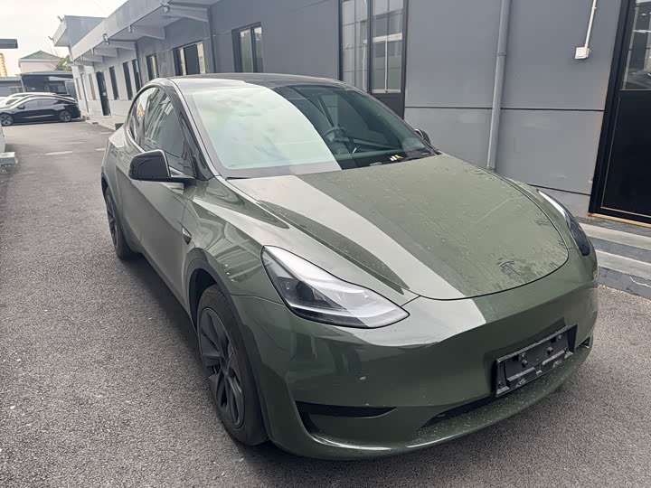 Фото 3 - Tesla Model Y