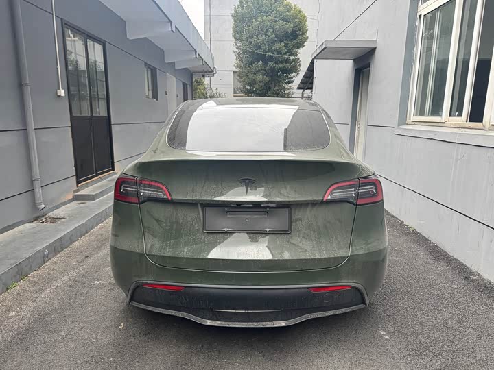 Фото 4 - Tesla Model Y