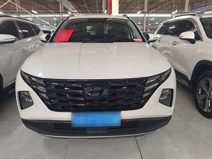 Фото 3 - Hyundai Tucson L