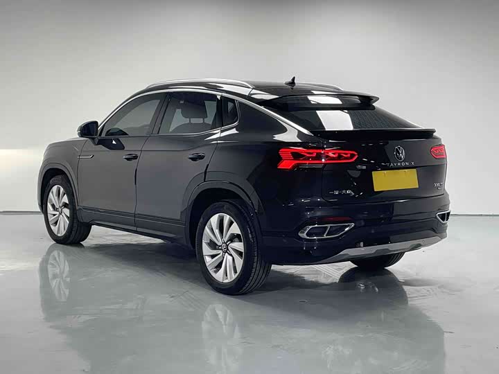 Фото 5 - Volkswagen Tayron X