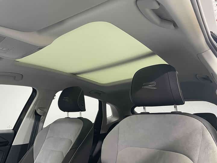 Фото 9 - Volkswagen Tayron X